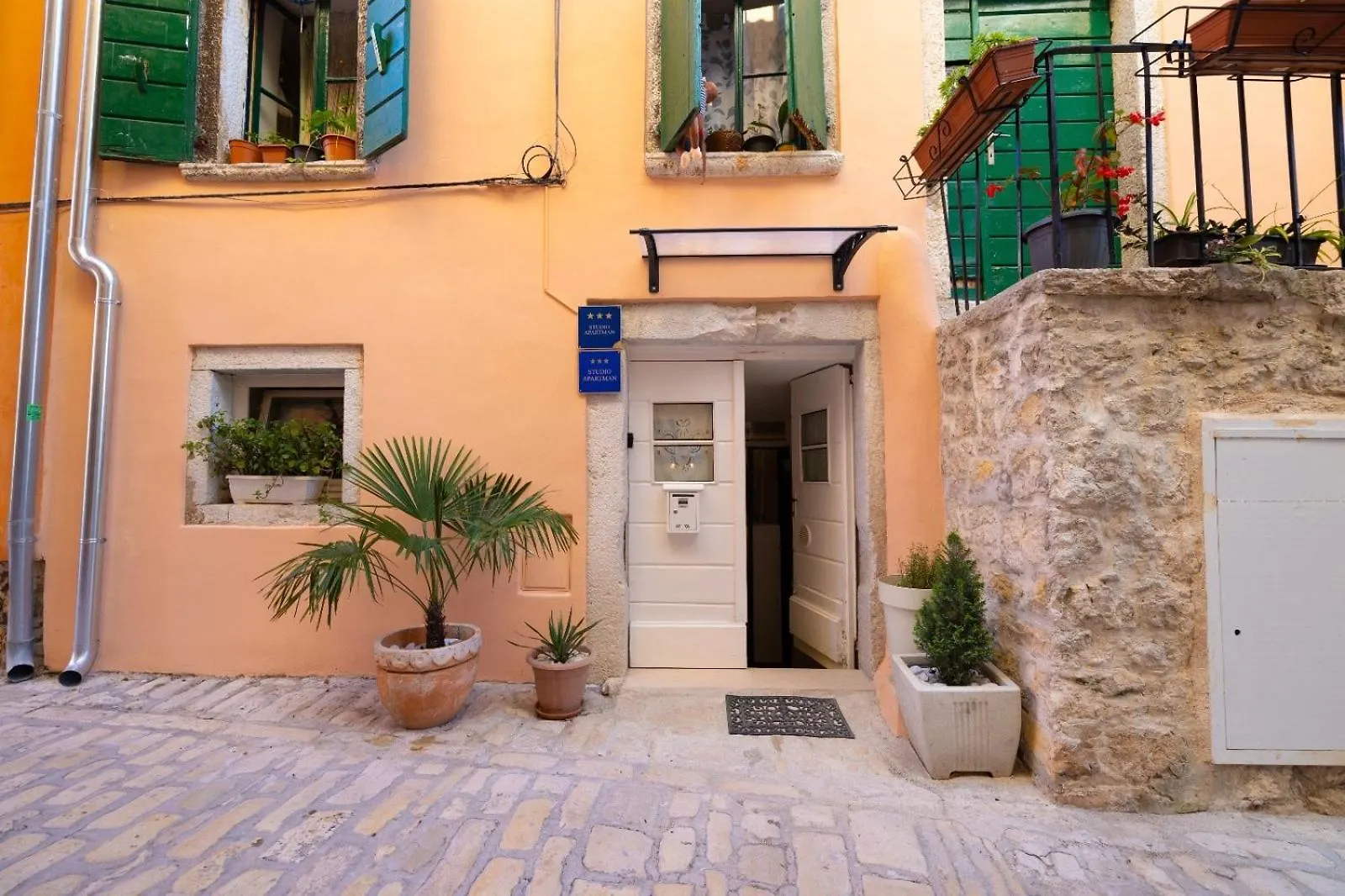 Studio De Mare Rovigno 0*,  Croazia
